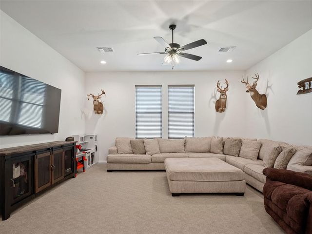 915 Villaverde Drive, Norman, OK 73071