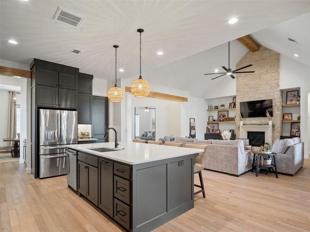 915 Villaverde Drive, Norman, OK 73071