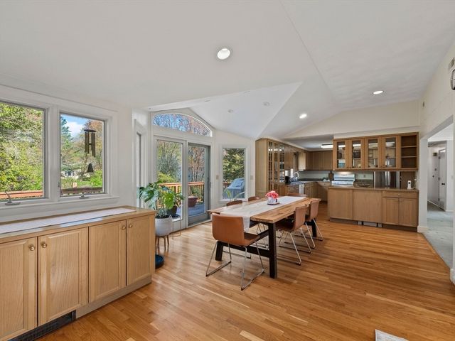 34 Flint Road, Acton, MA 01720