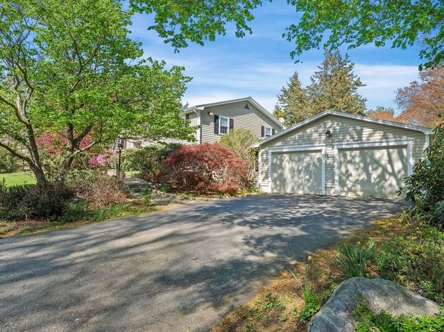 34 Flint Road, Acton, MA 01720