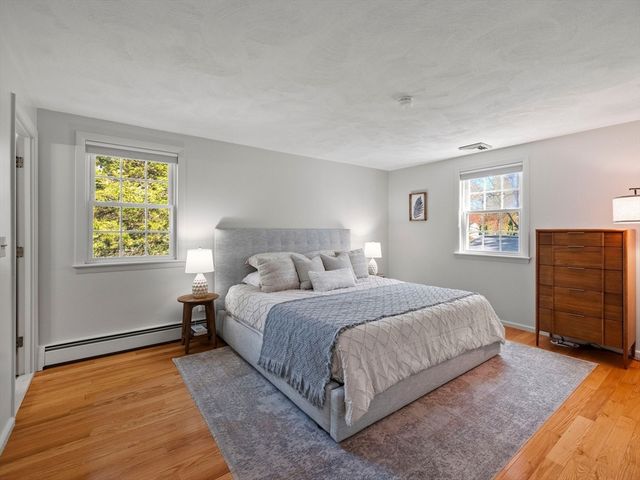 34 Flint Road, Acton, MA 01720