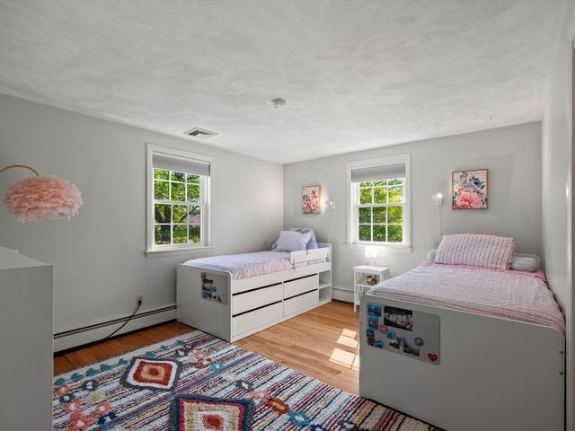 34 Flint Road, Acton, MA 01720