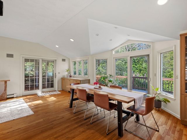34 Flint Road, Acton, MA 01720