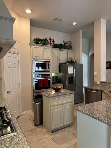 1748 River Run Drive, Desoto, TX 75115