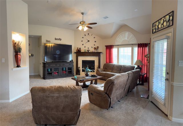 1748 River Run Drive, Desoto, TX 75115