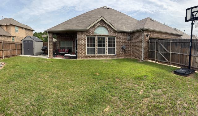 1748 River Run Drive, Desoto, TX 75115