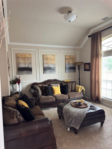 1748 River Run Drive, Desoto, TX 75115