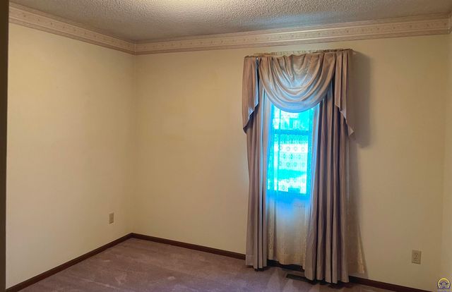 4117 SE Colorado AVE, Topeka, KS 66609