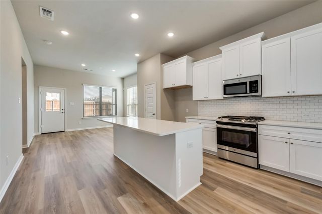 1127 Mesa Street, Sherman, TX 75090