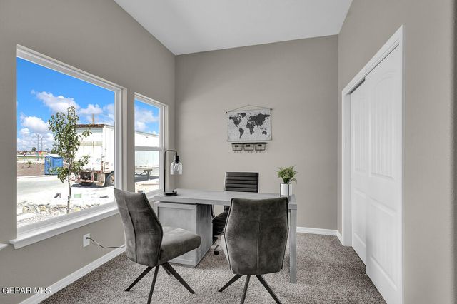 205 Bonnie Trail, Santa Teresa, NM 88008