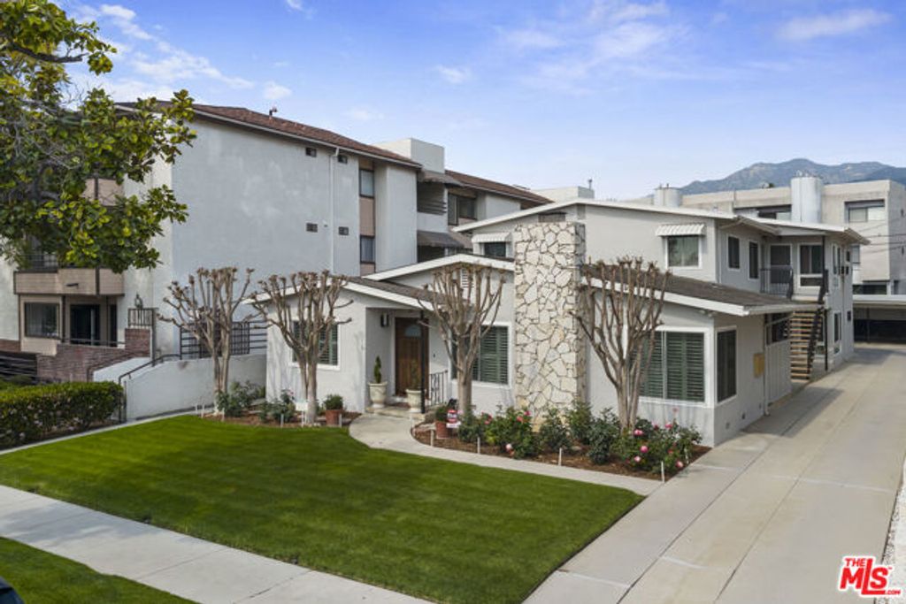 547 South Street, Glendale, CA 91202