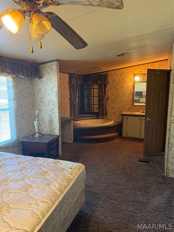 3027 35th Avenue, Lanett, AL 36863