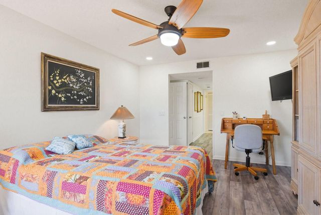 302 MARINER DRIVE 302, Tarpon Springs, FL 34689