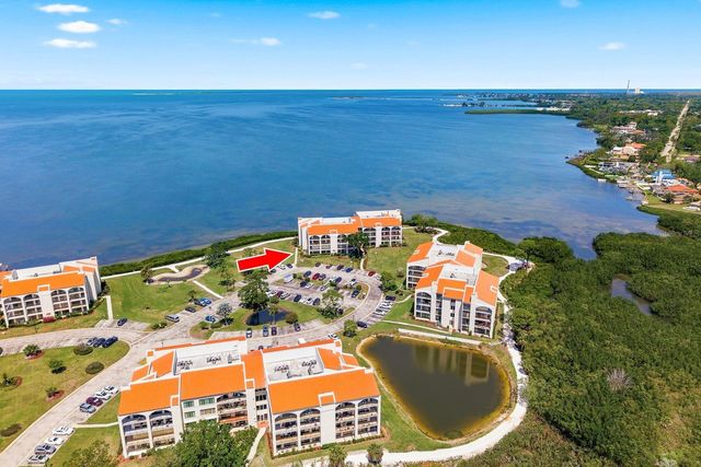 302 MARINER DRIVE 302, Tarpon Springs, FL 34689