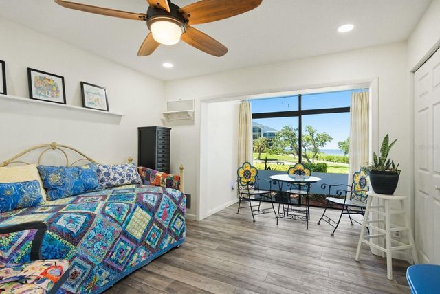 302 MARINER DRIVE 302, Tarpon Springs, FL 34689