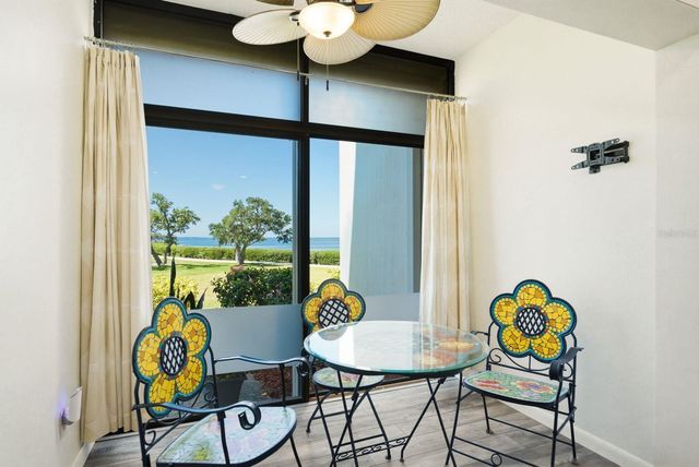 302 MARINER DRIVE 302, Tarpon Springs, FL 34689