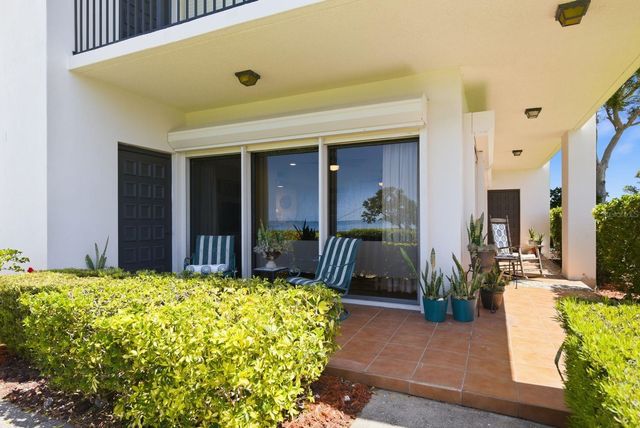 302 MARINER DRIVE 302, Tarpon Springs, FL 34689