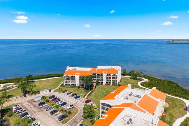 302 MARINER DRIVE 302, Tarpon Springs, FL 34689