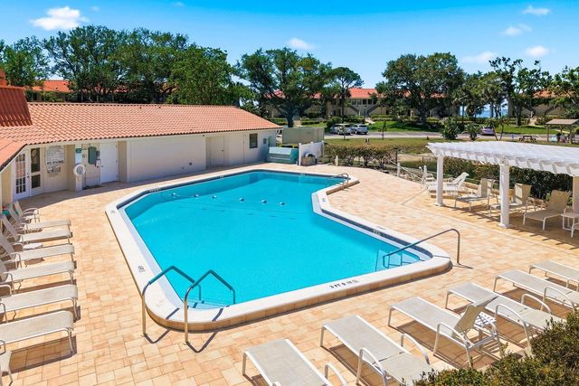 302 MARINER DRIVE 302, Tarpon Springs, FL 34689