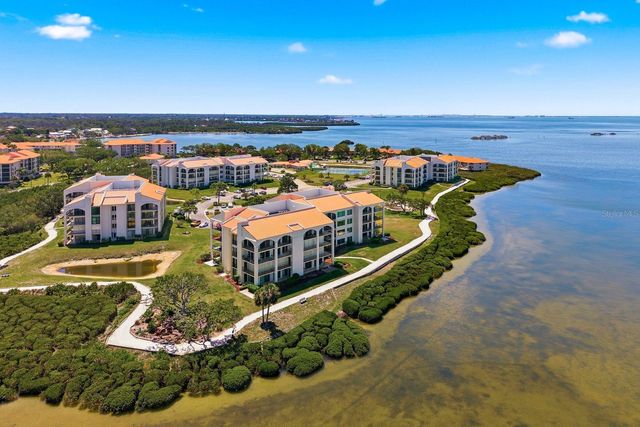 302 MARINER DRIVE 302, Tarpon Springs, FL 34689