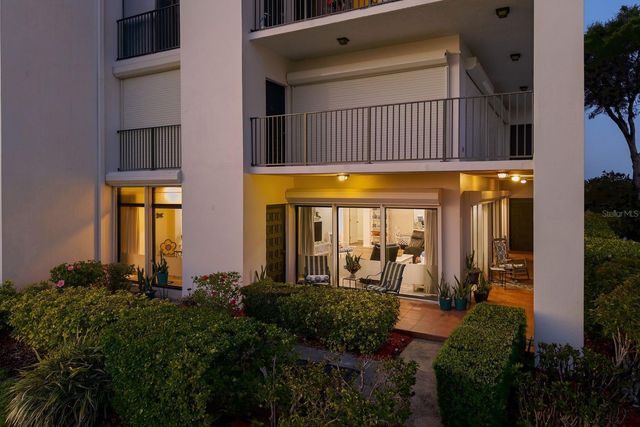 302 MARINER DRIVE 302, Tarpon Springs, FL 34689