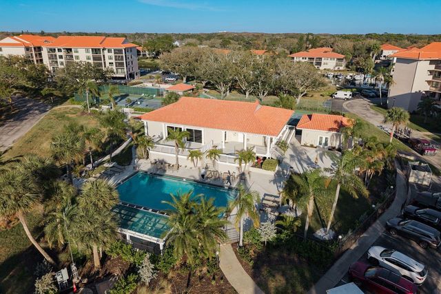 302 MARINER DRIVE 302, Tarpon Springs, FL 34689