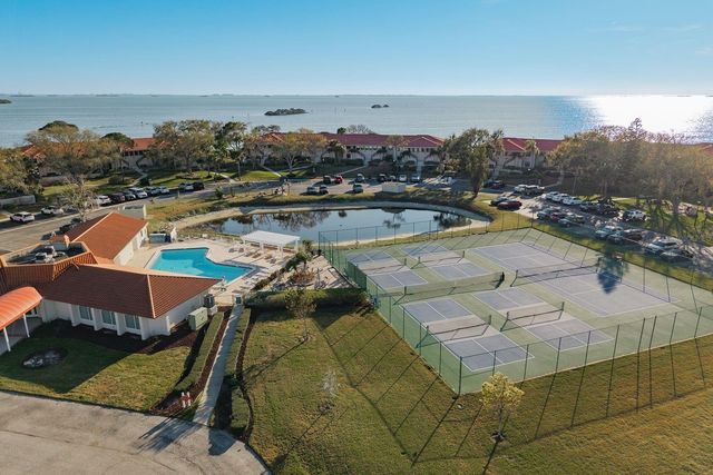 302 MARINER DRIVE 302, Tarpon Springs, FL 34689