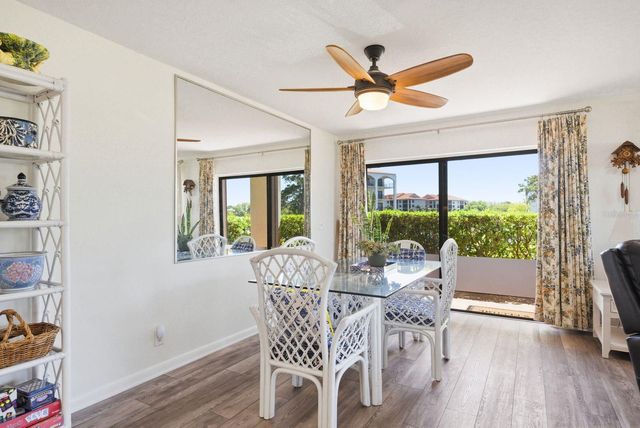 302 MARINER DRIVE 302, Tarpon Springs, FL 34689