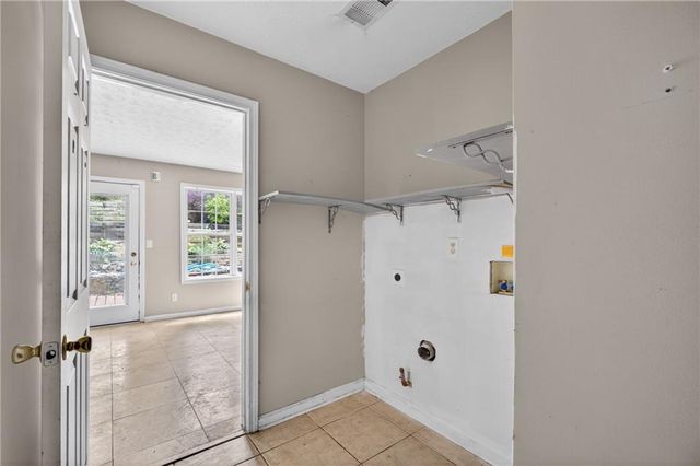587 Wynmeadow Court, Stone Mountain, GA 30087