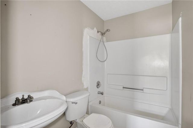 587 Wynmeadow Court, Stone Mountain, GA 30087
