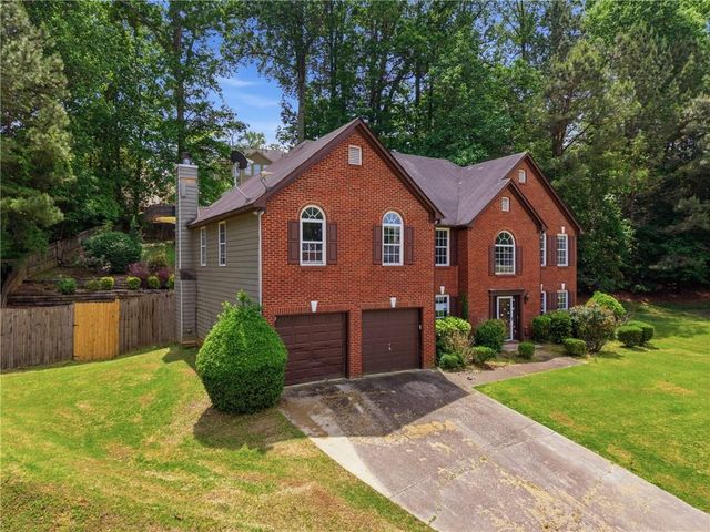 587 Wynmeadow Court, Stone Mountain, GA 30087