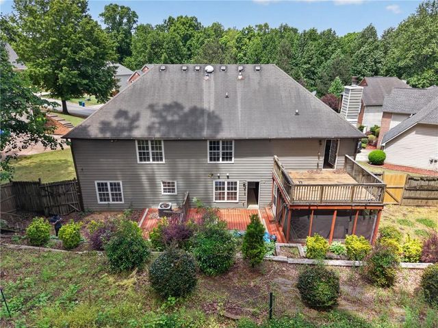 587 Wynmeadow Court, Stone Mountain, GA 30087