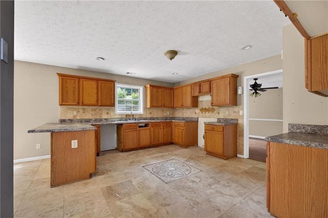 587 Wynmeadow Court, Stone Mountain, GA 30087