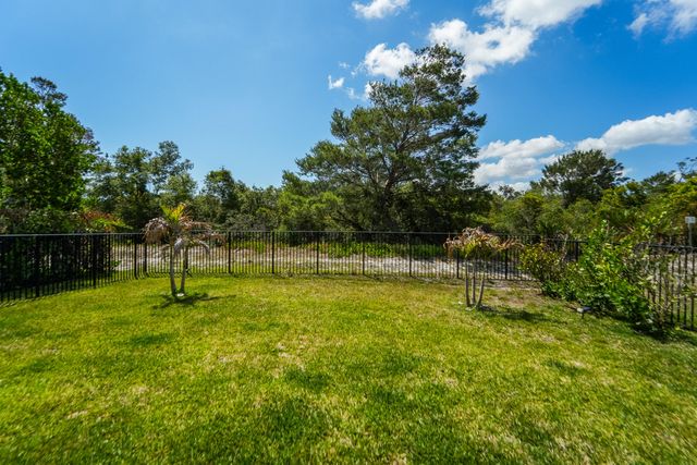 1554 NE White Pine Terrace, Ocean Breeze, FL 34957