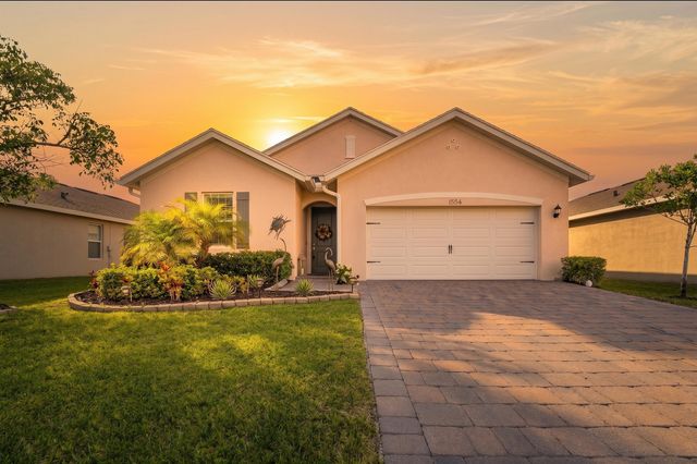 1554 NE White Pine Terrace, Ocean Breeze, FL 34957