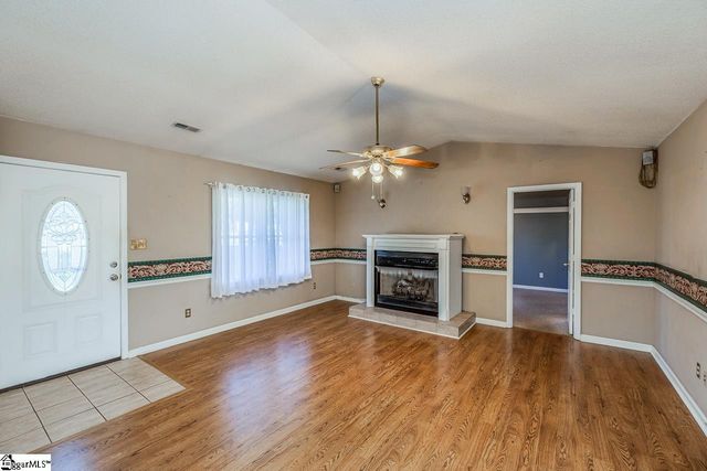 112 Homestead Drive, Boiling Springs, SC 29316