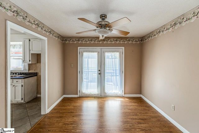 112 Homestead Drive, Boiling Springs, SC 29316