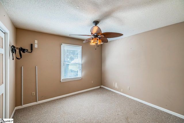 112 Homestead Drive, Boiling Springs, SC 29316