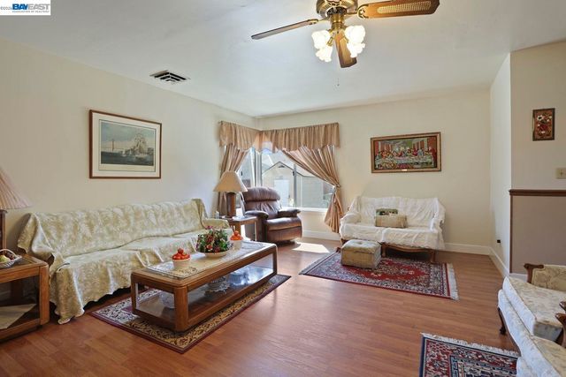 1928 Alpha Way, Antioch, CA 94509