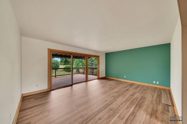 3317 FLINT DR, Rapid City, SD 57701