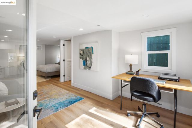 1023 54Th St, Oakland, CA 94608