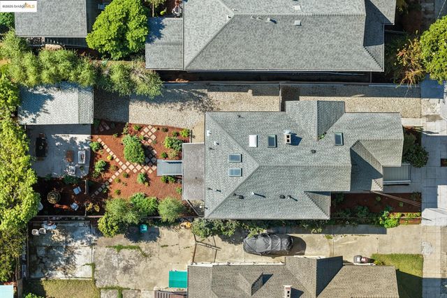 1023 54Th St, Oakland, CA 94608