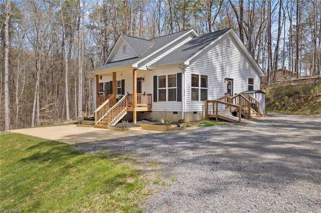 418 Davie Academy Road, Mocksville, NC 27028