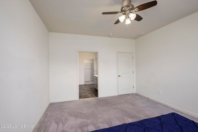 3703 Creekstone Bluff Blvd, La Grange, KY 40031