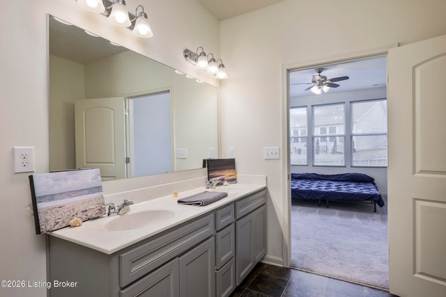 3703 Creekstone Bluff Blvd, La Grange, KY 40031