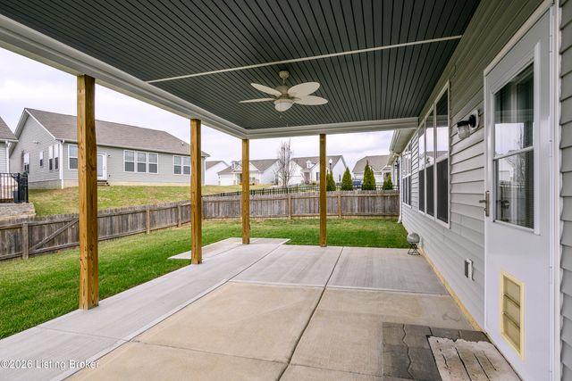 3703 Creekstone Bluff Blvd, La Grange, KY 40031