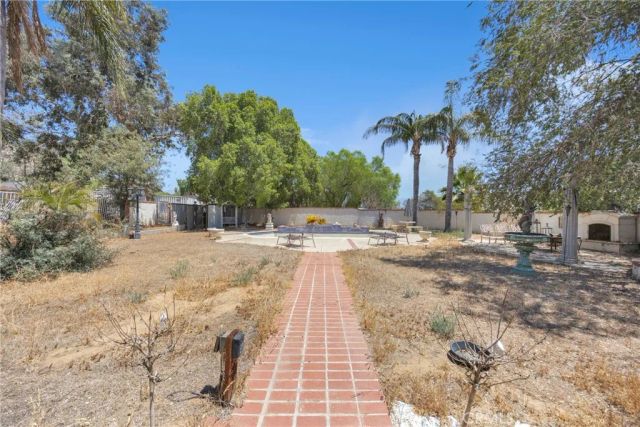 13610 Oliver, Moreno Valley, CA 92555