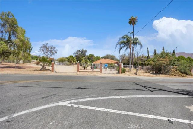 13610 Oliver, Moreno Valley, CA 92555