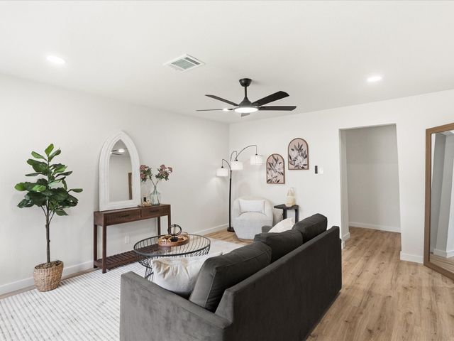 420 W Anita Street, Sherman, TX 75092