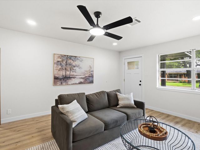 420 W Anita Street, Sherman, TX 75092